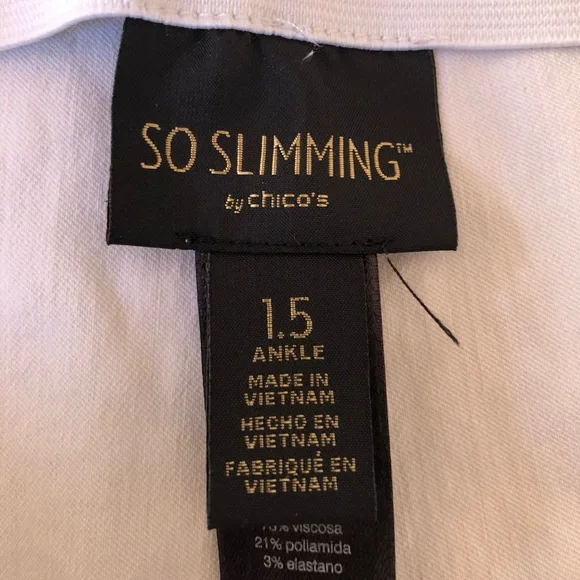 “So Slimming” white pants with side slit at ankle by Chico’s - Picture 7 of 10